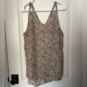 SHEIN Floral V-Neck Tank Top Blouse